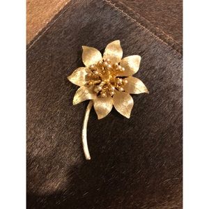 Sunflower Brooch